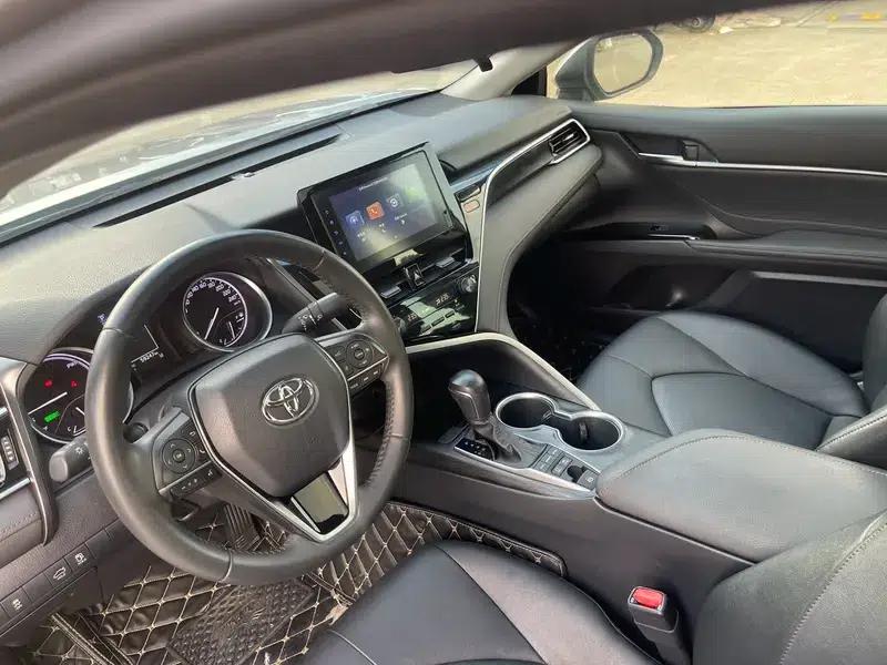Camry 2021 Hybrid 2.5HGVP Leading Edition — миниатюра 14