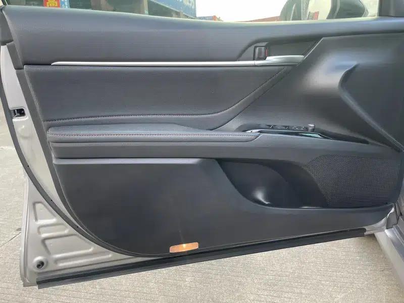 Camry 2021 Hybrid 2.5HGVP Leading Edition — миниатюра 15