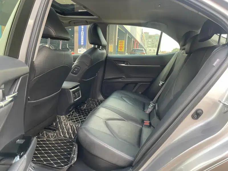 Camry 2021 Hybrid 2.5HGVP Leading Edition — миниатюра 16