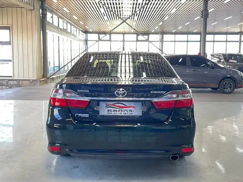 Camry 2016 2.0E 10th Anniversary Elite Edition — миниатюра 6