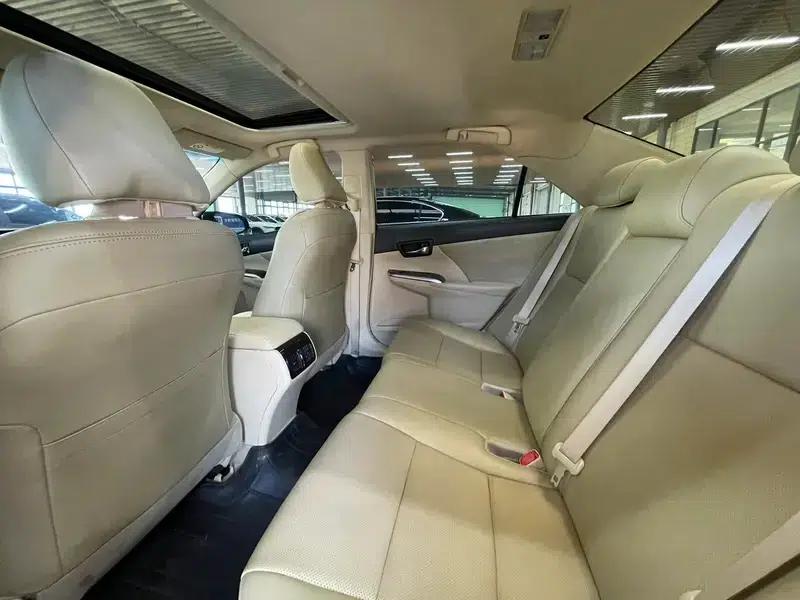 Camry 2016 2.0E 10th Anniversary Elite Edition — миниатюра 9