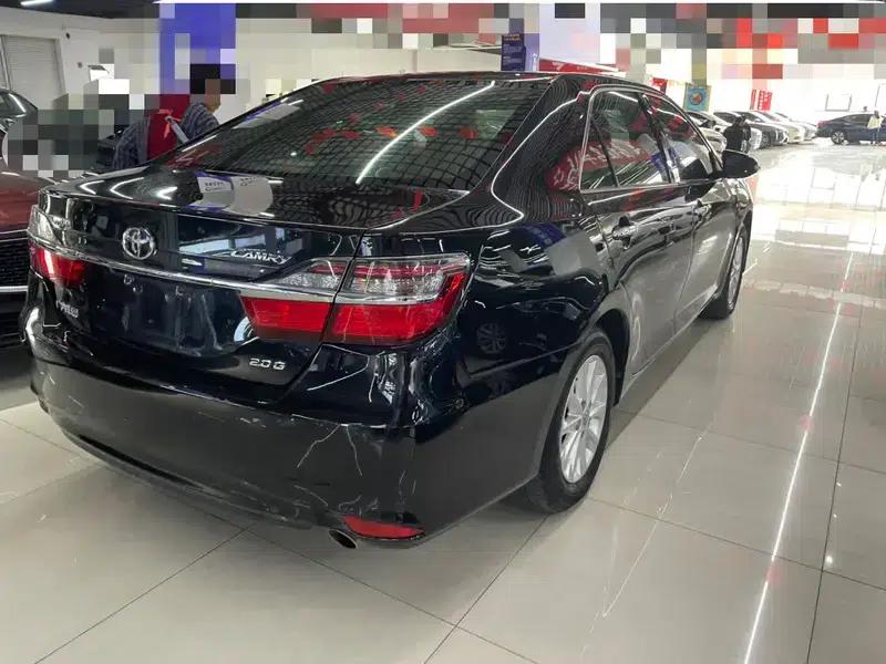 Camry 2016 2.0G 10th Anniversary Leading Edition — миниатюра 6