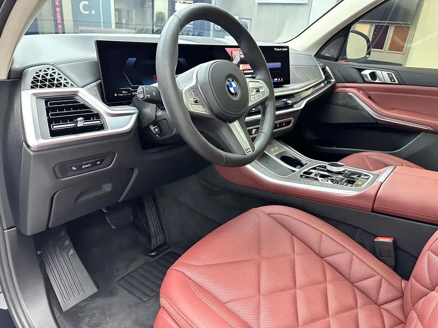 BMW X5 2023 xDrive 30Li M Sport Package — миниатюра 12