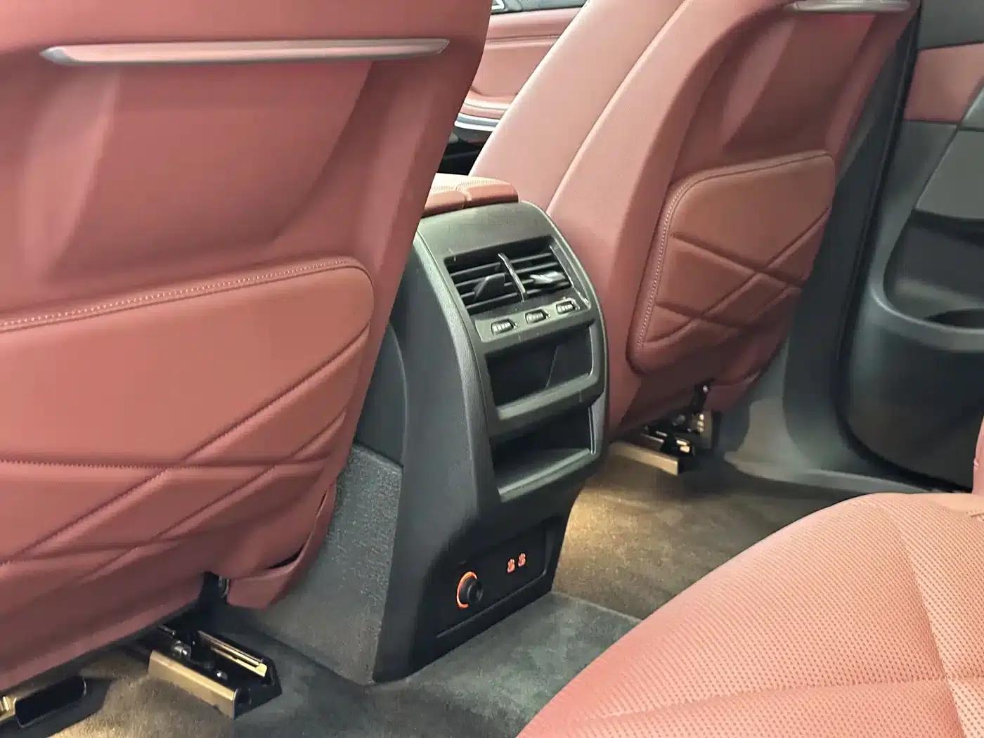 BMW X5 2023 xDrive 30Li M Sport Package — миниатюра 19