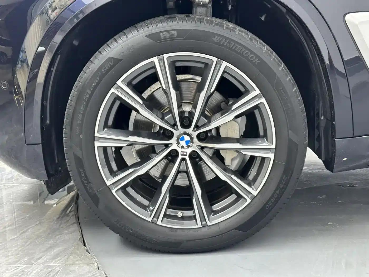 BMW X5 2023 xDrive 30Li M Sport Package — миниатюра 24