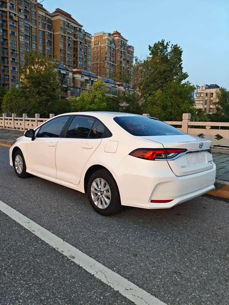 2019 Toyota Corolla 1.2T S-CVT Sport Edition — миниатюра 4