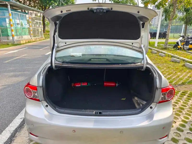2012 Toyota Corolla Premium Edition 1.6L Automatic GL — миниатюра 19
