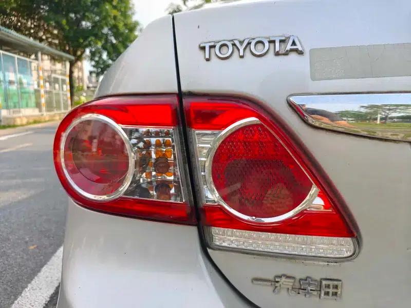 2012 Toyota Corolla Premium Edition 1.6L Automatic GL — миниатюра 10