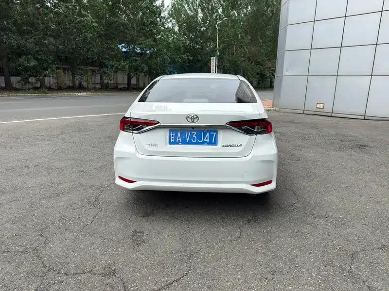 2022 Toyota Corolla 1.5L CVT Pioneer Edition — миниатюра 5
