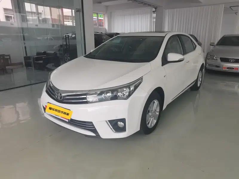2014 Corolla 1.6L Manual GL-i — миниатюра 1