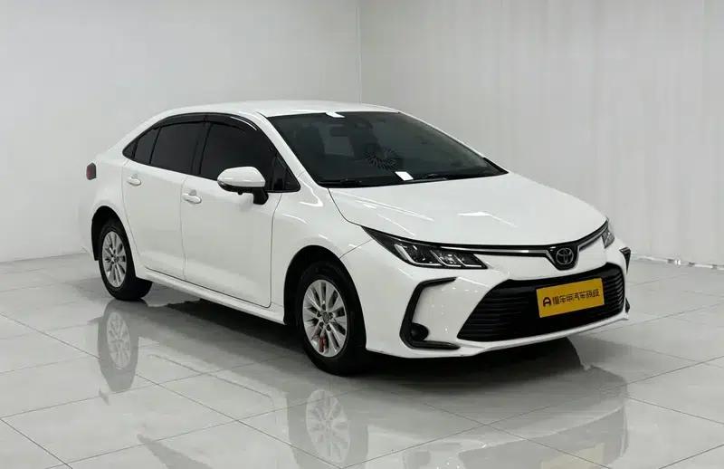 2021 Toyota Corolla 1.2T S-CVT Pioneer Edition — миниатюра 3