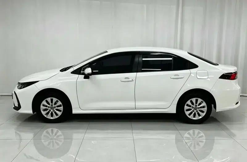 2021 Toyota Corolla 1.2T S-CVT Pioneer Edition — миниатюра 4