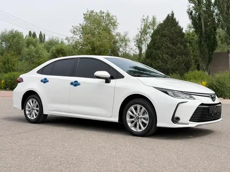 2024 Toyota Corolla 1.2T S-CVT Elite Edition — миниатюра 3