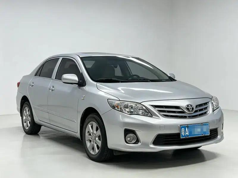 2012 Toyota Corolla Premium Edition 1.6L Automatic GL — миниатюра 3