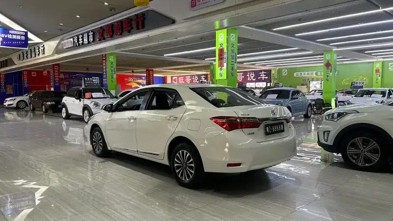 2017 Toyota Corolla Facelift 1.2T S-CVT GL-i (National V Emission Standard) — миниатюра 3