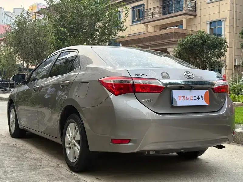 2014 Corolla 1.6L CVT GL — миниатюра 4