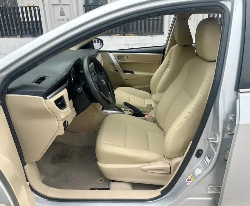2017 Corolla 1.6L CVT GL — миниатюра 8