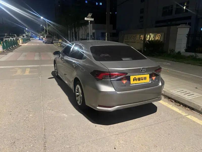 2021 Toyota Corolla Hybrid 1.8L E-CVT Elite Edition — миниатюра 4