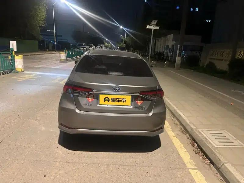 2021 Toyota Corolla Hybrid 1.8L E-CVT Elite Edition — миниатюра 5