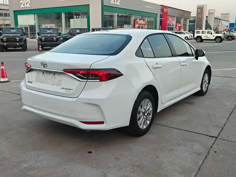 2023 Toyota Corolla 1.2T S-CVT Pioneer Edition — миниатюра 5