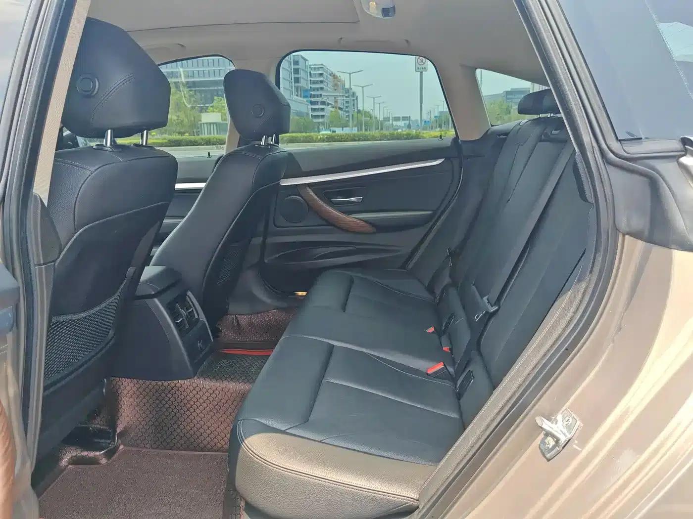 BMW 3 Series GT 2013 320i Luxury Design Package — миниатюра 11