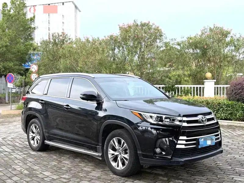 2021 Toyota Highlander 2.0T AWD Elite Edition 7-seater — миниатюра 3