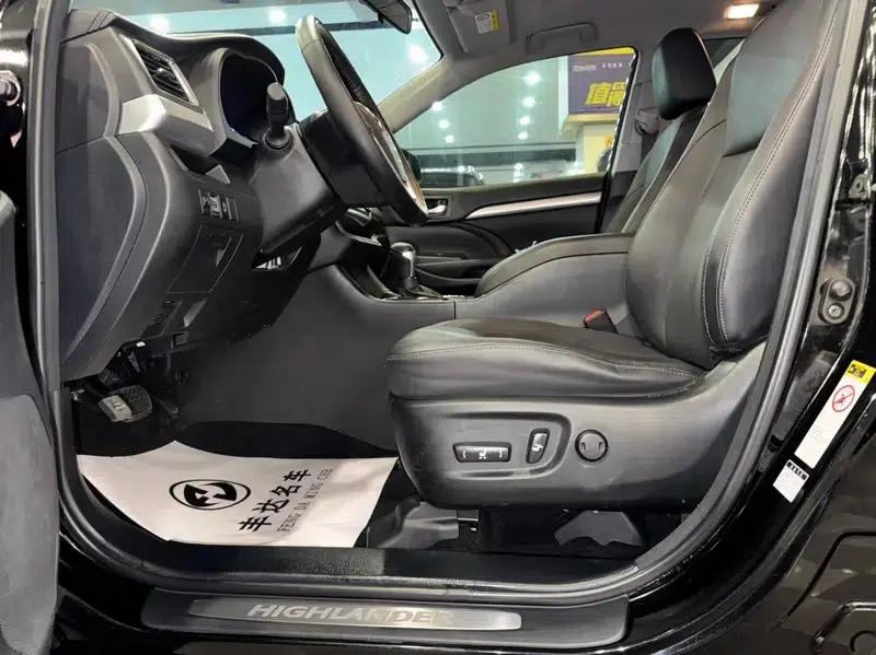 2015 Highlander 2.0T AWD Luxury 7-seater — миниатюра 13