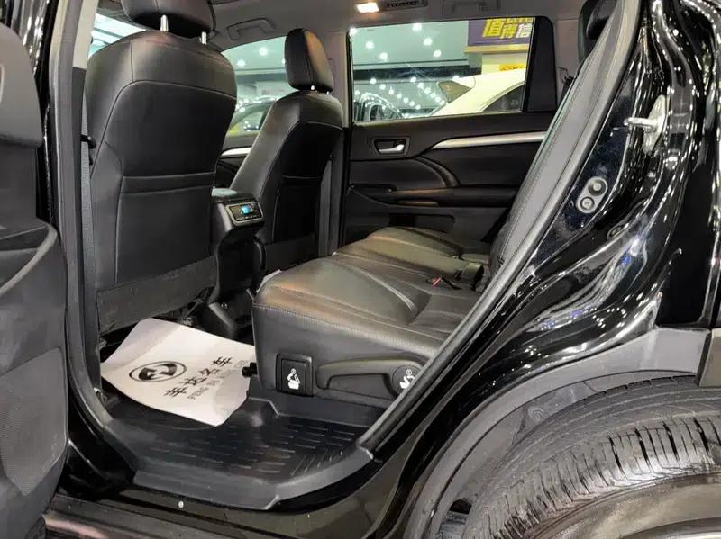 2015 Highlander 2.0T AWD Luxury 7-seater — миниатюра 5