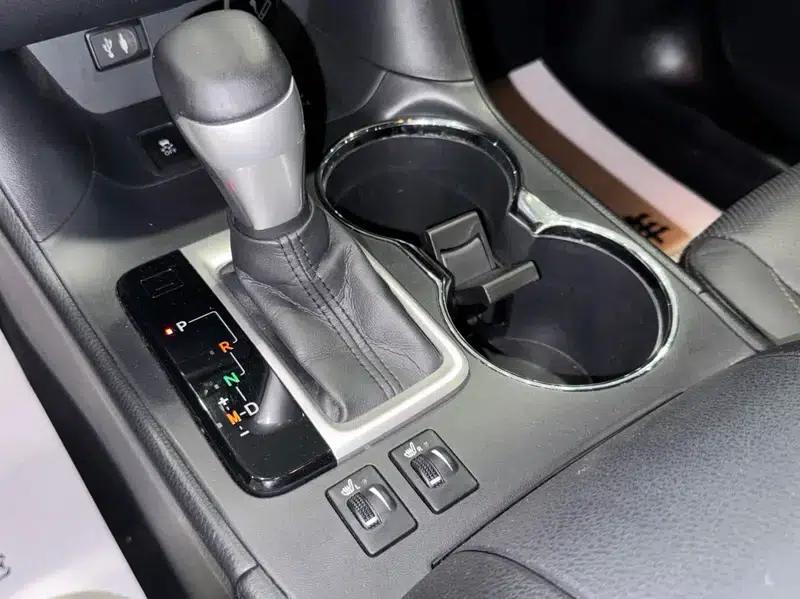 2015 Highlander 2.0T AWD Luxury 7-seater — миниатюра 9