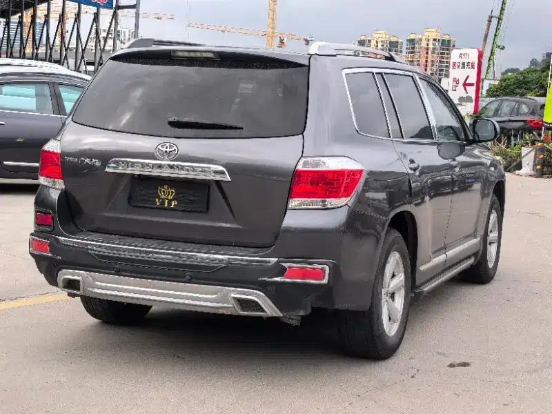 2012 Highlander 2.7L 2WD 7-seater Elite Edition — миниатюра 3