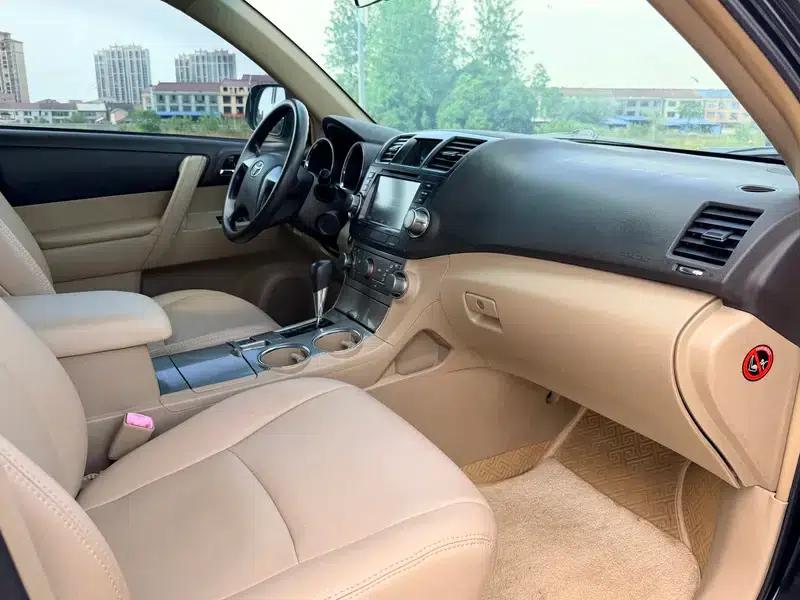 2013 Highlander 2.7L 2WD 5-seater Purple Gold Edition — миниатюра 8
