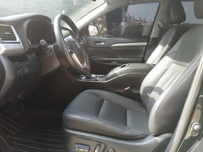 2021 Toyota Highlander 2.0T AWD Luxury 7-seater — миниатюра 9