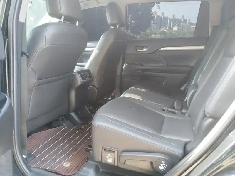 2021 Toyota Highlander 2.0T AWD Luxury 7-seater — миниатюра 10