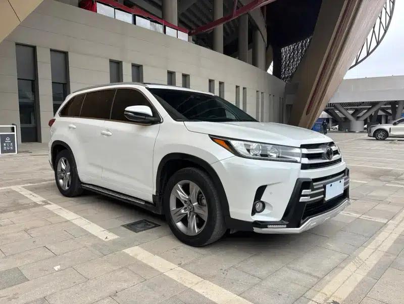 2018 Toyota Highlander 2.0T AWD Luxury 7-seater (China VI Emission Standard) — миниатюра 3