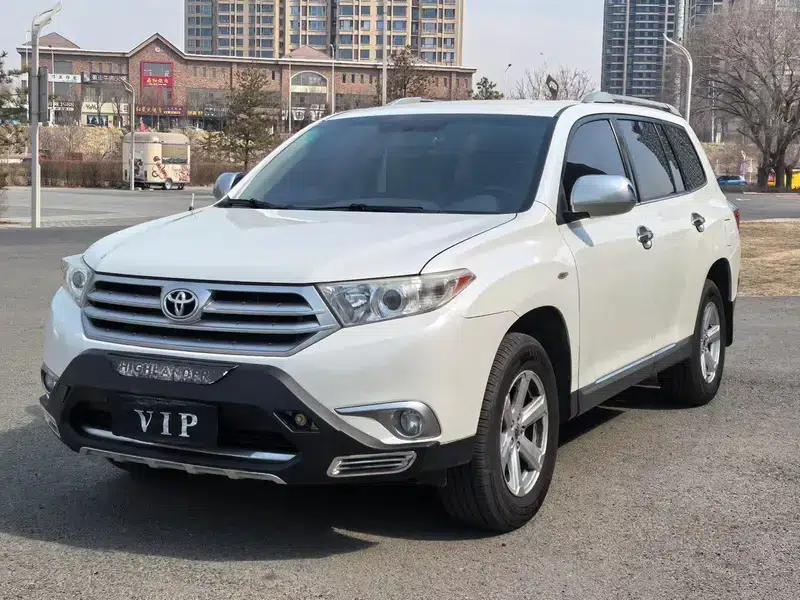2013 Highlander 2.7L 2WD 5-seater Purple Gold Edition — миниатюра 1