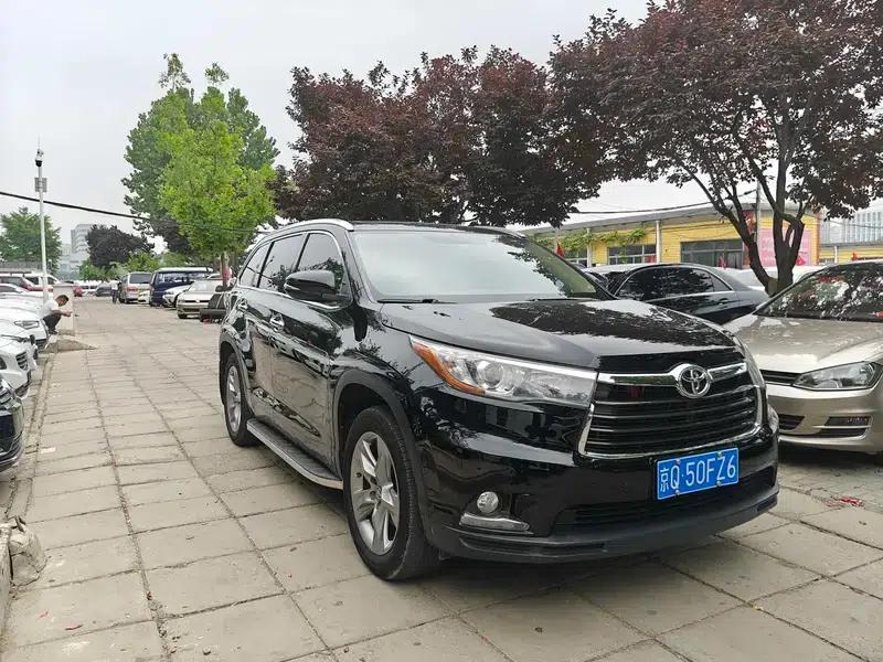2017 Highlander 2.0T AWD Luxury 7-seater — миниатюра 3