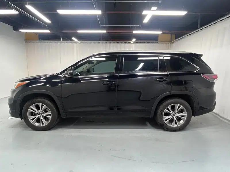2015 Highlander 2.0T 2WD Elite Edition 7-seater — миниатюра 4