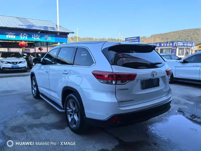2021 Toyota Highlander 2.0T AWD Elite Edition 7-seater — миниатюра 4