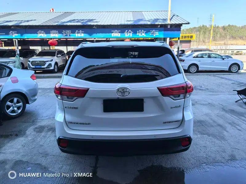 2021 Toyota Highlander 2.0T AWD Elite Edition 7-seater — миниатюра 5