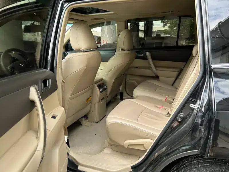 2013 Highlander 2.7L 2WD 7-seater Purple Gold Edition — миниатюра 8