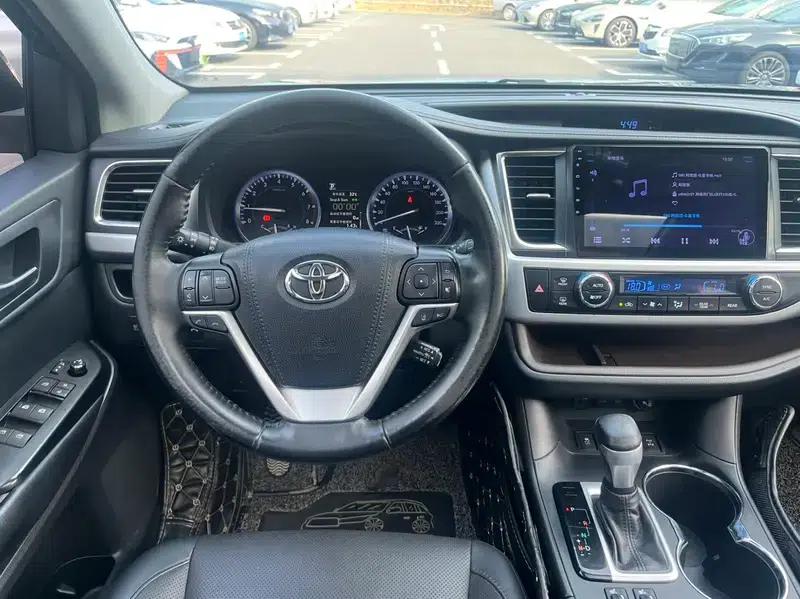 2018 Toyota Highlander 2.0T AWD Luxury 7-seater (China VI Emission Standard) — миниатюра 10