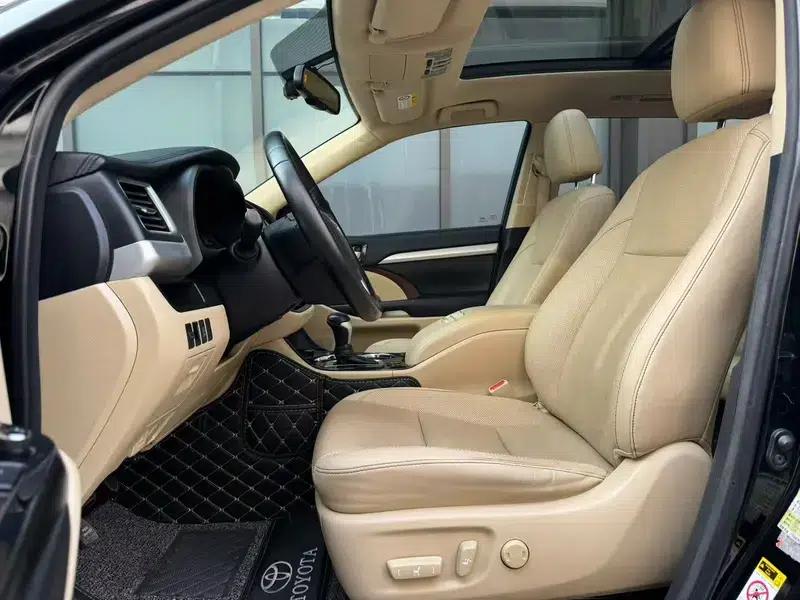 2017 Highlander 2.0T AWD Luxury 7-seater — миниатюра 8