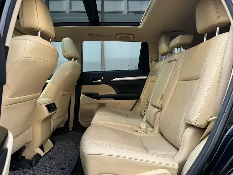2017 Highlander 2.0T AWD Luxury 7-seater — миниатюра 9