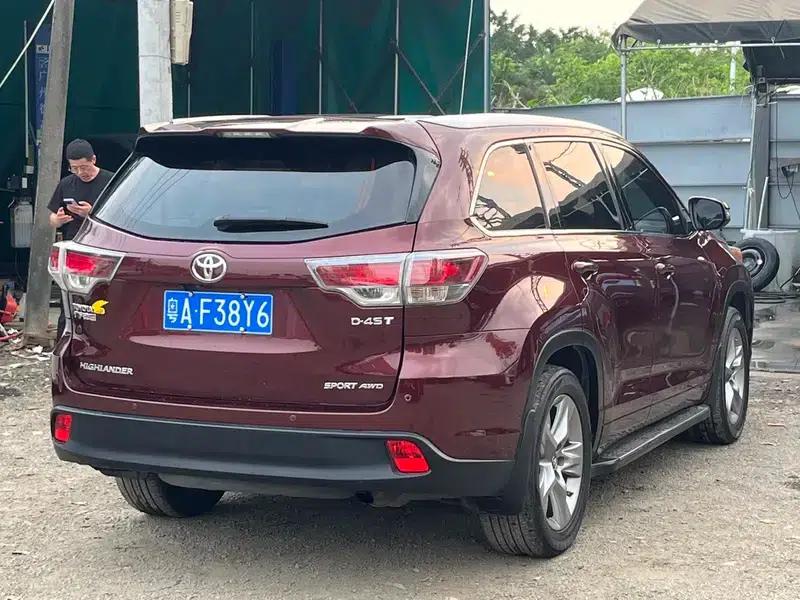 2015 Highlander 2.0T 2WD Luxury 7-seater — миниатюра 6