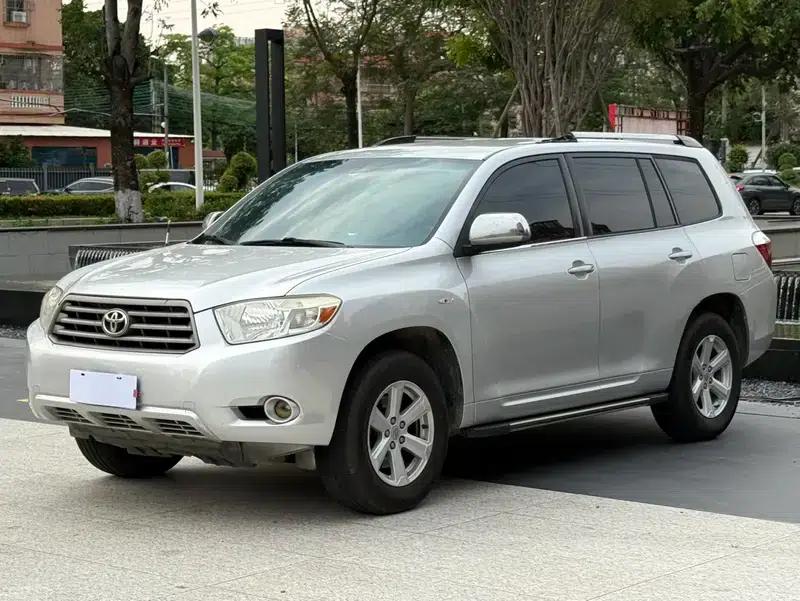 2011 Highlander 2.7L 2WD 7-seater Elite Edition — миниатюра 1