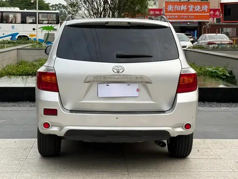 2011 Highlander 2.7L 2WD 7-seater Elite Edition — миниатюра 5