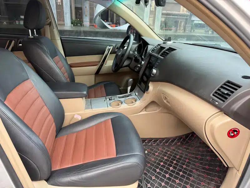 2011 Highlander 2.7L 2WD 7-seater Elite Edition — миниатюра 7