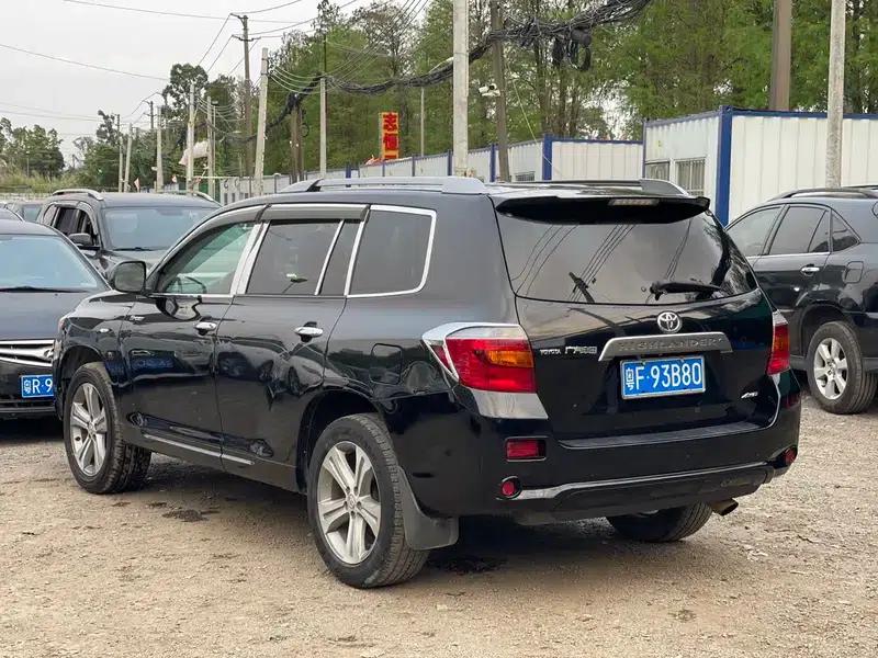 Highlander 2009 2.7L 2WD 7-seater Luxury Edition — миниатюра 4