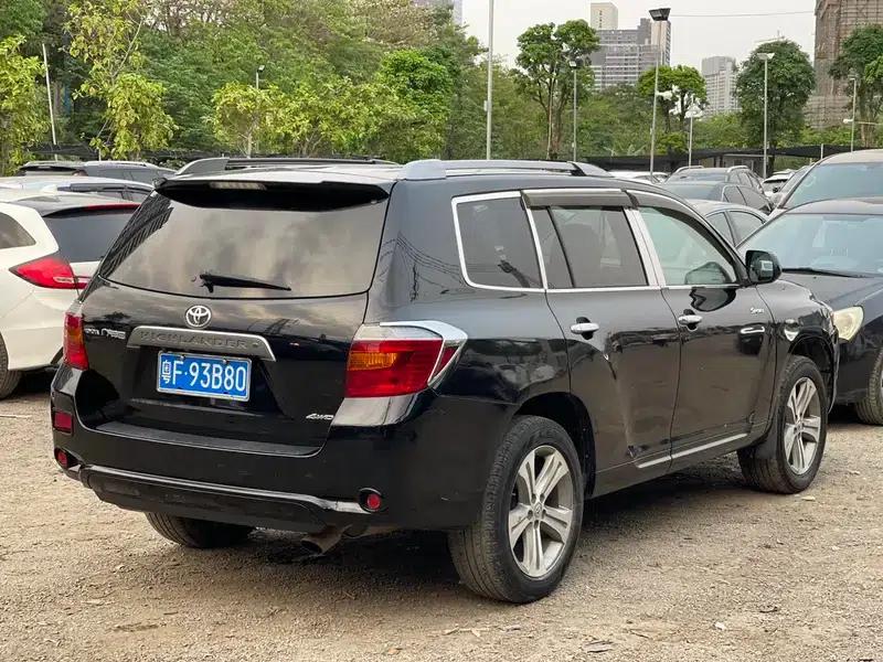 Highlander 2009 2.7L 2WD 7-seater Luxury Edition — миниатюра 6