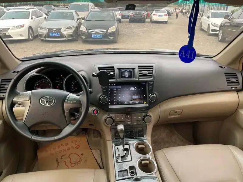 Highlander 2009 2.7L 2WD 7-seater Luxury Edition — миниатюра 7